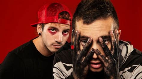 Album Review Twenty One Pilots — ‘blurryface Artmagazine Medium