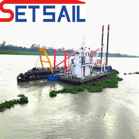 Weichai Cutter Suction Dredging Sand Boat With Spud Position China