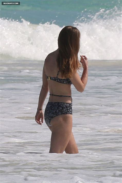 Melissa Benoist Nude On The Beach In Bikini 2017 Nudbay