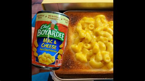 I Eat Chef Boyardee Mac And Cheese On Toast Youtube