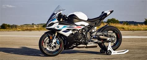 Tame The Wheelie The New Bmw S Rr Superbike Has More Safety Specs