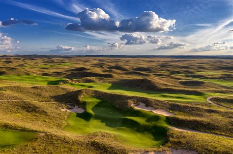 Ballyneal Gallery