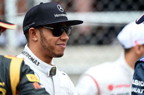 Lewis Hamilton knighted in New Year Honours list | GRR