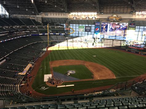 View and Seating Guide for Section 438 at American Family Field 7