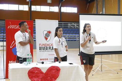 La Fundaci N River Plate Capacita A L Deres Deportivos Y Sociales De