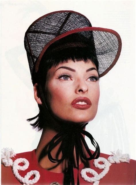 The Gloss Menagerie Ca S S Linda Evangelista Vogue Us Supermodels