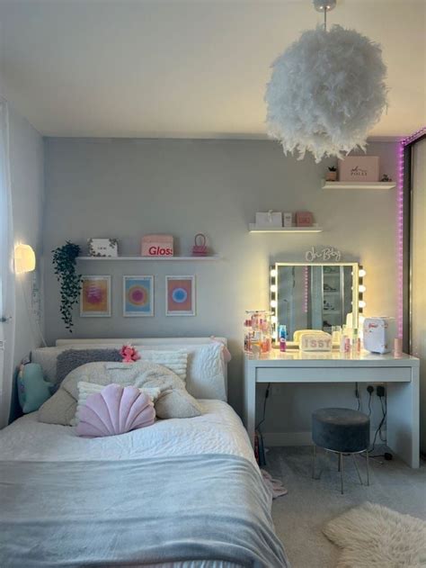 Pin By Sofia Poblete On Chicos Bts In Bedroom Makeover Room