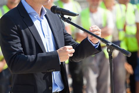 Businessman Or Politician Is Giving A Speech Pleit Academie