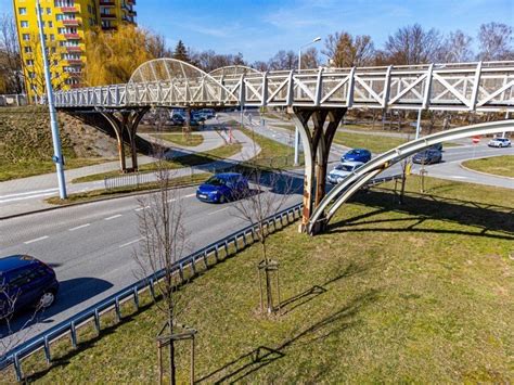 Kładka dla pieszych nad ul Filaretów znów szykuje się do przebudowy