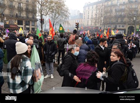 Tras el asesinato de 3 kurdos en la rue d Enghein de París varios