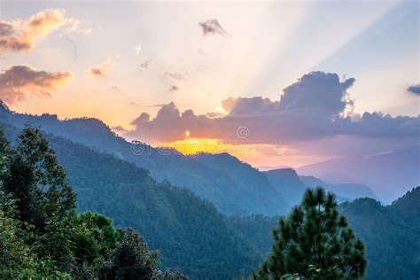 Sunset in Himalayas stock image. Image of kedar, temple - 129469109