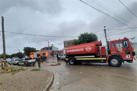 Se Incendi Un Galp N En El Barrio Quirno Costa