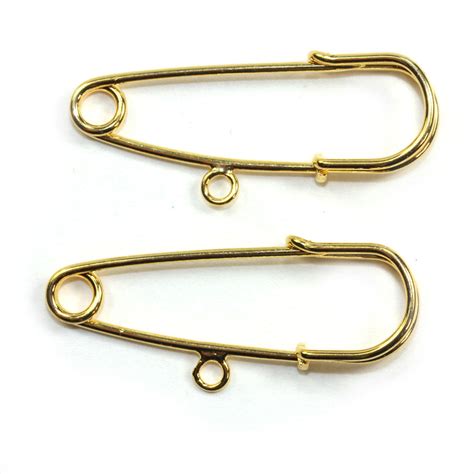 Gold One Holed Kilt Pin