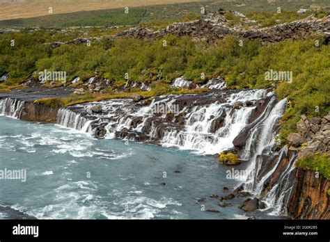 Hraunfossar Island Fotos Und Bildmaterial In Hoher Aufl Sung Alamy