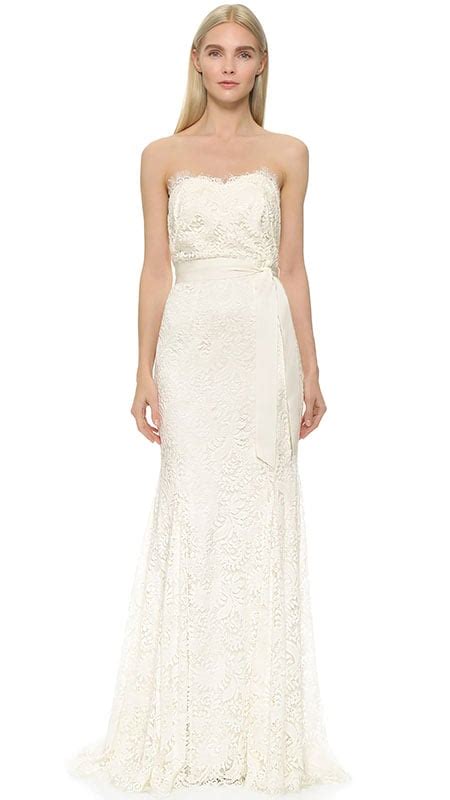 45 Best Casual Wedding Dresses For Carefree Brides The Trend Spotter