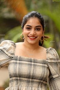 Punarnavi Bhupalam At Oka Chinna Viramam Press Meet HD Gallery Images