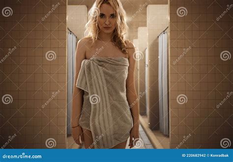 Portrait Of Sweaty Blonde Woman Take A Break After Intense Workout Royalty Free Stock Image