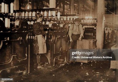 Cotton Spinner Photos And Premium High Res Pictures Getty Images