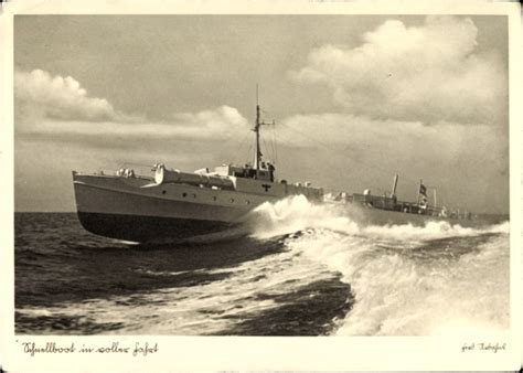 Postcard Schnellboot Volle Fahrt Kriegsschiffe Uk