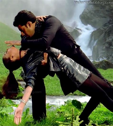 Aishwarya Rai Bollywood Celeb Dapk Hot Hd Captures Indiancelebblog