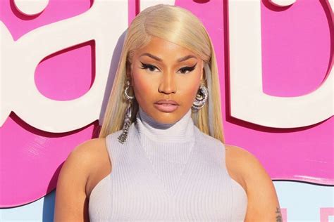 Nicki Minaj a partagé ses anciennes photos et a fait une déclaration