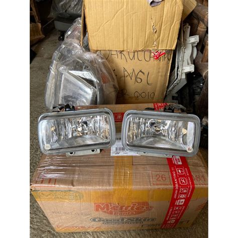 Jual Lampu Bemper Flog Lamp Isuzu Nmr71 Original Shopee Indonesia