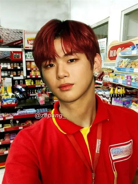 6 Editan Foto Artis Korea Jadi Kasir Minimarket Ini Bikin Ngakak Hot Liputan6