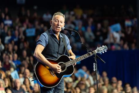 Bruce Springsteen Issues Fighting Prayer During Post Election Concert