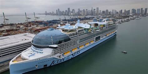 Icon of the Seas la nave da crociera più grande del mondo può davvero