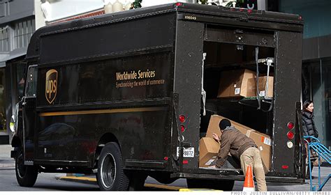 Ups To Drop 15000 Workers Spouses From Insurance Blames Obamacare