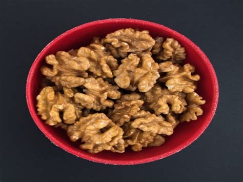 Regular Walnut Consumption Linked To Greater Longevity Reduced Death