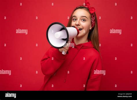 Beautiful Blonde Girl Scream Banque De Photographies Et Dimages Haute R Solution Alamy