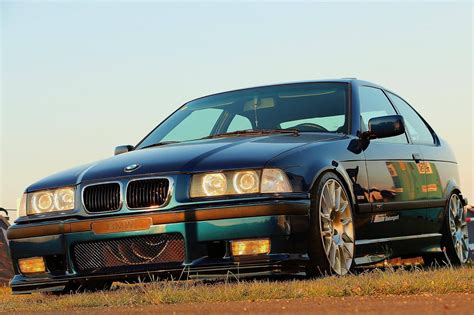 Very Clean Bmw E36 Compact On Oem Bwm Styling 216 Individual Wheels Bmw E36 Compact Bmw E36