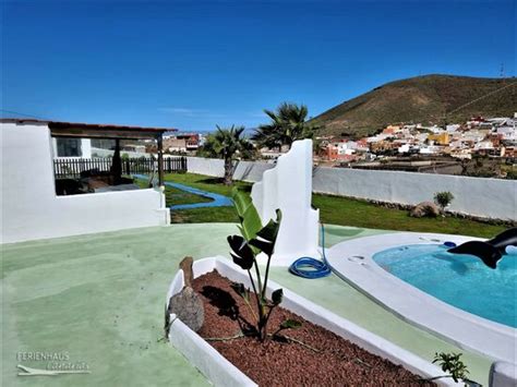 Schönes Haus mit Garten traumhafte Kulisse Ruhe Finca mit Pool