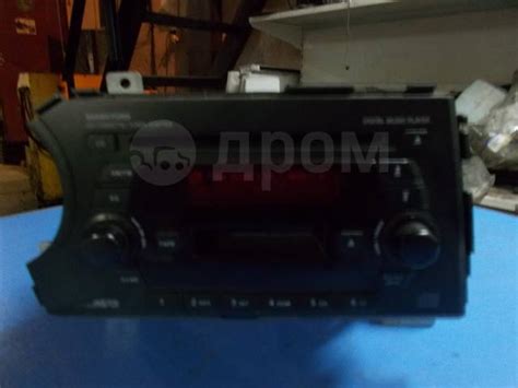Магнитола SsangYong Actyon Sports родная, 2 DIN — 178x100 мм, б/у, в ...