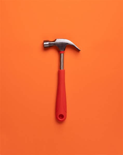 7 Essential Tools Every Construction Worker Needs