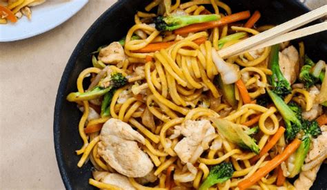 Traditional Chinese Chicken And Vegetable Noodles Recipe Brenda Gantt