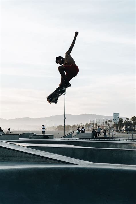 Hd Wallpaper Venice Bowls Person Skate Jump Air Park Skate Park