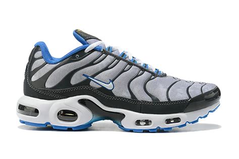 Nike Air Max Plus Tn Social Fc Sneakereu