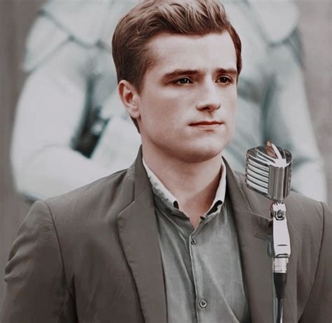 Pin By Eloise Sidey On Men Im In Love With Hunger Games Peeta