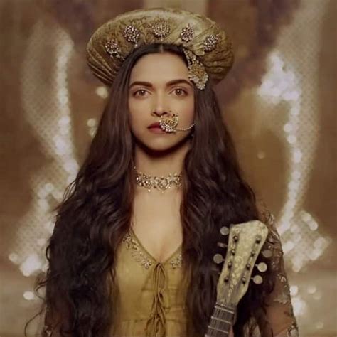 Deepika Padukone’s different looks as ‘Mastani’ in ‘Bajirao Mastani’