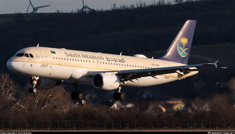 HZ ASB Saudi Arabian Airlines Airbus A320 214 Photo By Chris De Breun