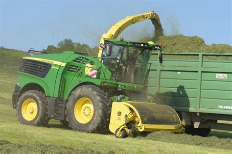 John Deere 9900i Self Propelled Forage Harvester A Photo On Flickriver