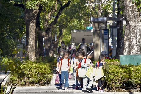 三民國小建國路通學道改善完成 守護孩童上下學安全