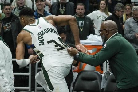 Giannis Antetokounmpo Qué pasó con el balón con el que Giannis