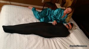 Sandra Silvers Please Tie Me Up Orgasms Abound At Rest Sack Rest Over For MILF Lesbian