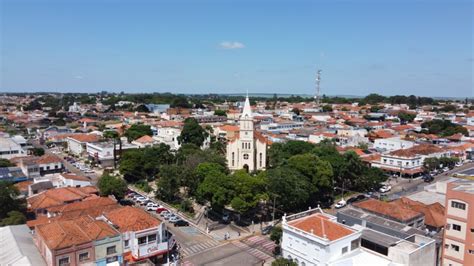 Em Clima De Festa Junina Est Ncia Sertaneja Acontece Nos Dias De