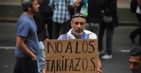 Harán acampes en supermercados de 14 provincias por la crisis