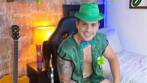 21jo03s8 The Best Scenes From Alesso Ferraras St Patricks Day Party Alcstp Jocks In Socks And