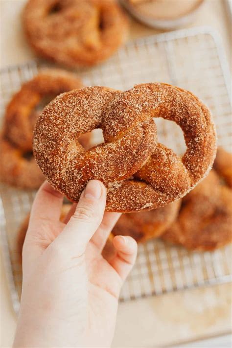 Cinnamon Sugar Soft Pretzel Recipe Without Yeast Dandk Organizer